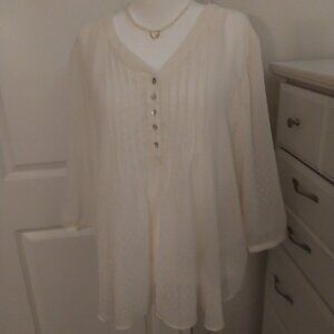 🎄Rose + Olive 2x  22-24 Cream-Ivory Top, Blouse W/Cami V-Neck NEW Beautiful🎄